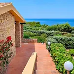 Vittoria - * Costa Paradiso