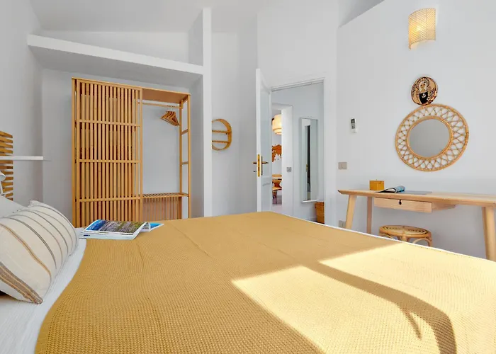 Vittoria - * Costa Paradiso